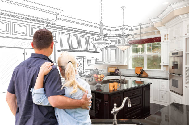 Professional Kitchen Remodeling technician working in Hamilton, TX